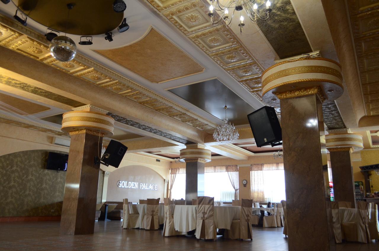 Golden Palace Dubove Exterior photo